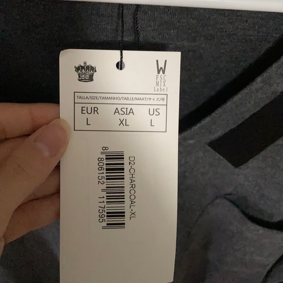 Doublju Men’s V Neck With Contrast Collar - Picture 3 of 8